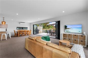 Edinburgh Escape (Bachcare) - Waihi Beach