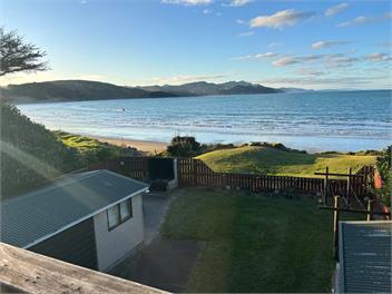 Waiwhare - On the Beach (Beach front property) - Castlepoint