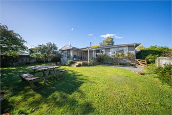Darling on Dorizac (Bachcare) - Te Anau