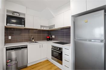 Urban Oasis (Bachcare) - 