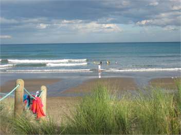 Bach No. 5 at Sunny Riversdale - Riversdale Beach Masterton 