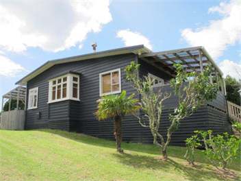 Whangapoua Bach - Whangapoua