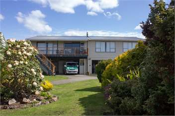 Kowhai Lane Holiday Home - Stewart Island