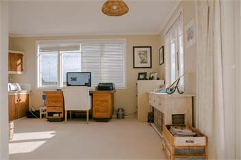 Rustic villa with pool. Fenced house dogs welcome - Mt Maunganui