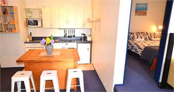 SUNNY CITY CBD APARTMENT (VIC13) - Wellington