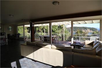 Schooner Bay House - Great Barrier Island