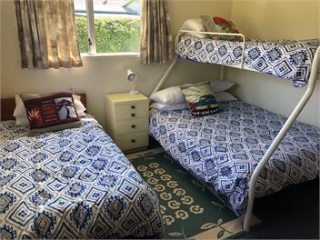 Whangamata Getaway, bach - Coromandel