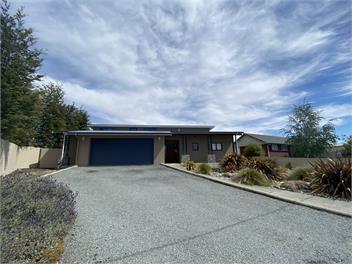Time out on Totara II - FREE WIFI - Twizel