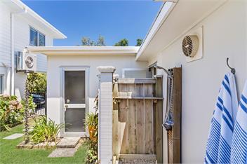 A REJUVENATING HOLIDAY ON RANFURLY - WHANGAMATA
