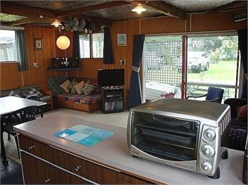 Bach Camp (Bachcare) - Cooks Beach
