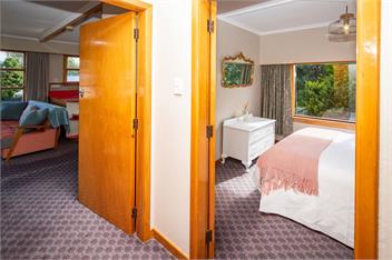 Grand View (Bachcare) - Te Anau