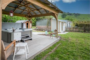 Matagouri Cottage (Bachcare) - Port Levy
