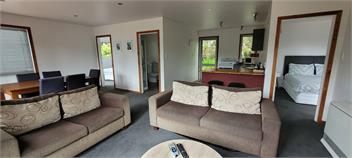 Lazy Seal Cottages - 