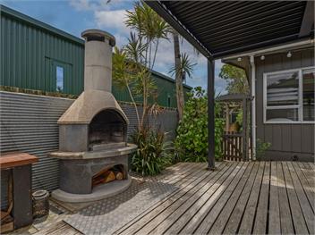 Kon Tiki Retreat (Bachcare) - Whiritoa