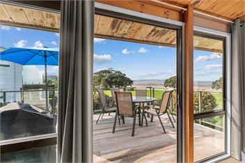 Waterfront Charm (Bachcare) - Snells Beach