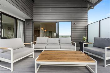 Beachfront Paradise (Bachcare) - Papamoa