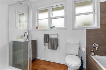 Belmont Beach House (Bachcare) - Whangarei