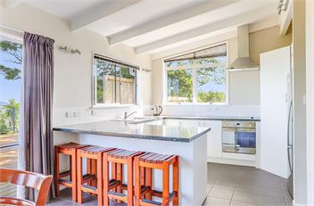 Hosts on the Coast Views to Shakespeare - Whitianga