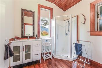 Fantail Cottage Kaiuma Bay (Bachcare) - Havelock