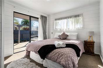 Arkhos (Bachcare) - Whitianga