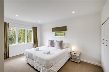 7th Heaven *Spa Pool, Swimming Pool & Close to CBD* - Napier