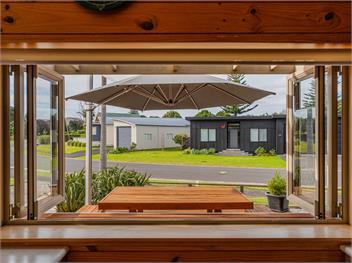 Family Tides Retreat (Bachcare) - Coromandel