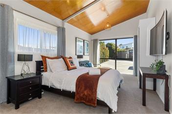 Sunnyside Spa Retreat (Bachcare) - Mangawhai Heads
