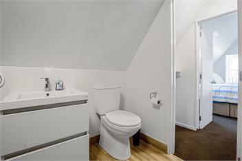 Urban Oasis (Bachcare) - 