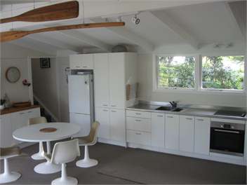 Bach No. 5 at Sunny Riversdale - Riversdale Beach Masterton 