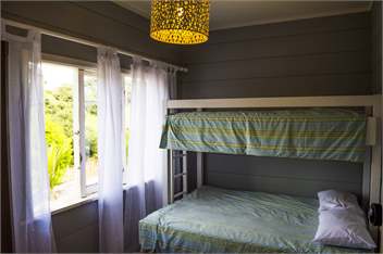 HONEYSUCKLE COTTAGE - BRIDAL PARTIES! - Auckland