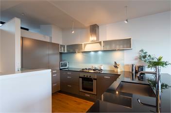 Panorama Dual Level Apartment - Queenstown