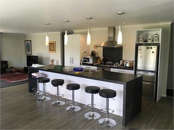 The Grey House - Martinborough