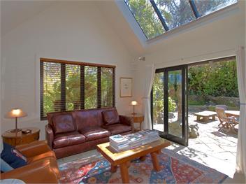 Kauawhi Lodge (Bachcare) - Acacia Bay