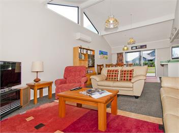 Sea Breeze (Bachcare) - Whangamata