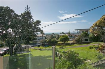 Sweeping Sea Views (Bachcare) - Waihi Beach