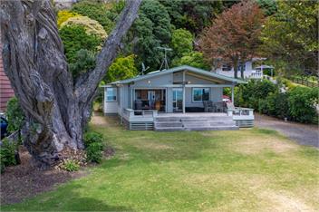 Kohi Point (Bachcare) - Ohope Beach