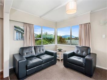 Taupo Panorama (Bachcare) - Taupo Central