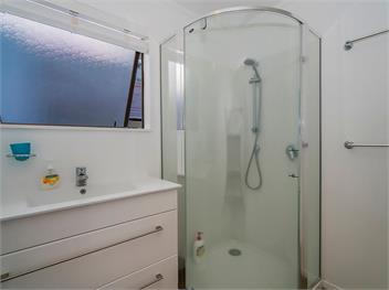 Beachfront Beauty (Bachcare) - Whangamata