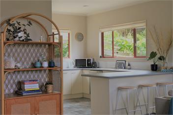 Kakariki by the Sea - Whangarei