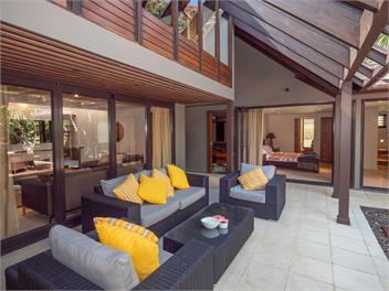 Calianne - Superb Beachfront Architecture - Far North