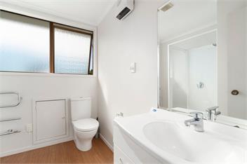 Rainbow Lake House (Bachcare) - Taupo Central