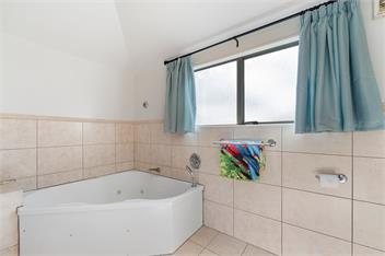 Central on Tui (Bachcare) - Taupo Central