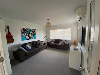 Papamoa beach house with pool and spa close to the beach - Papamoa beach