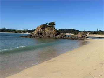 Beach House in The Dunes - Tutukaka