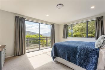 Tepuia Daze (Bachcare) - Picton