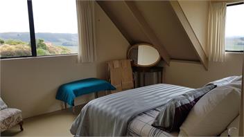 cliffs road farm cottage - TIMARU 7974