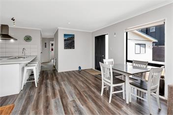 Sunshine on Seabreeze (Bachcare) - Mangawhai