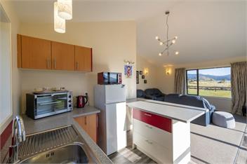 The Tranquil Edge (Bachcare) - Te Anau