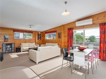 Family Tides Retreat (Bachcare) - Coromandel