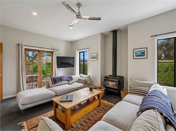 Kokomea House (Bachcare) - Wanaka